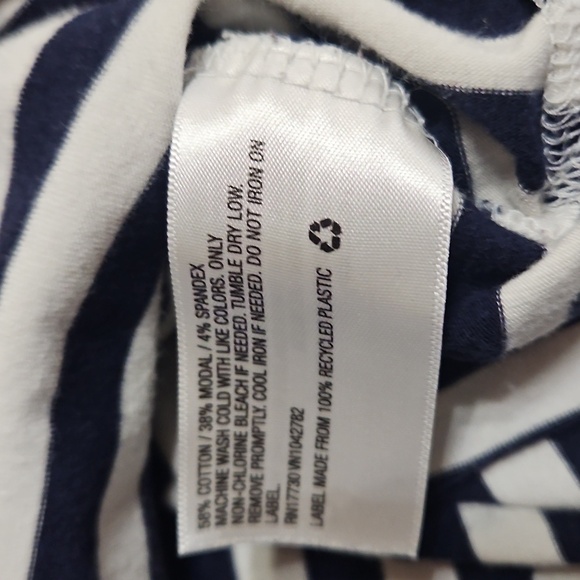 Isabel Maternity by Ingrid & Isabel Navy and White Striped Top - Picture 10 of 10